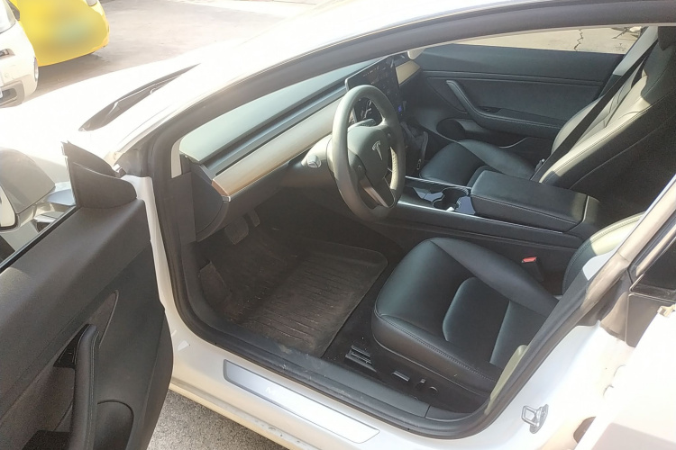 特斯拉 Model 3 2020款 改款 标准续航后驱升级版中控内饰20