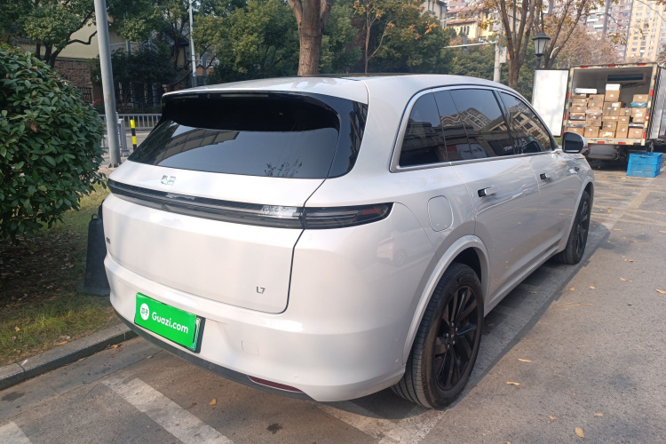 理想汽车 理想L7 2023款 Air车身外观7