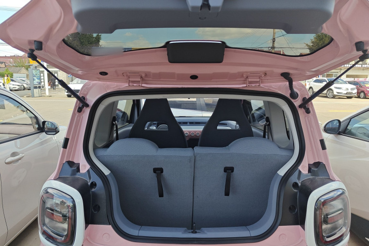 奔腾小马 2025款 222km 灵动马机舱底盘23