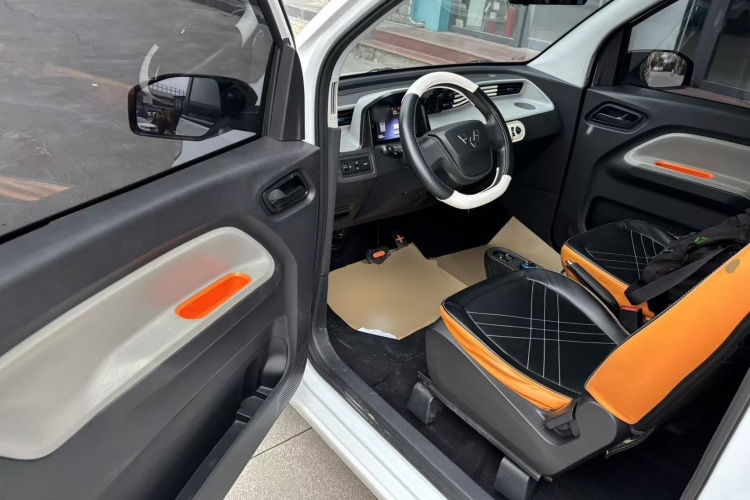 五菱汽车 宏光MINIEV 2022款 自在款 磷酸铁锂中控内饰20