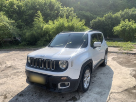 Jeep 自由侠 2018款 互联大屏版 180T 自动高能版