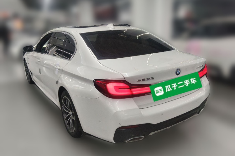 宝马5系新能源 2022款 改款 535Le M运动套装车身外观5