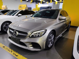 奔驰C级 2020款 改款 C 260 L 运动版