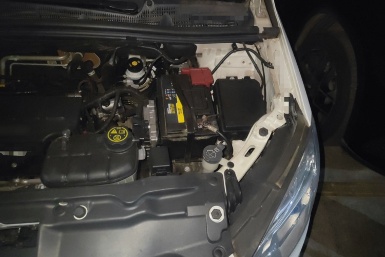 别克 昂科拉 2013款 1.4T 自动两驱精英型局部细节9007