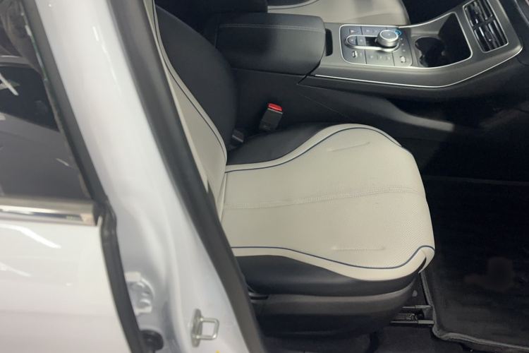 比亚迪 驱逐舰05 2024款 荣耀版 DM-i 55KM 豪华型局部细节41