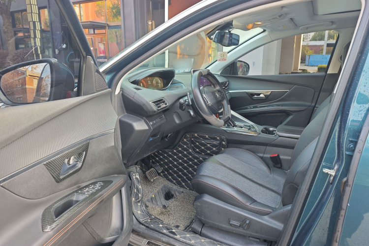 标致5008 2017款 350THP 7座精英版局部细节19