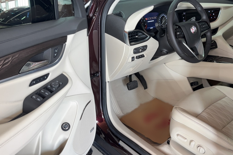 别克 昂科旗 2022款 652T 四驱Avenir艾维亚 6座中控内饰7007