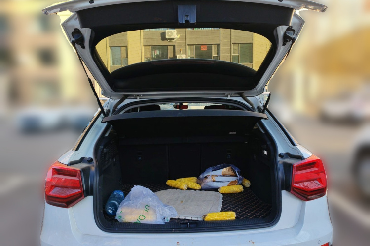 奥迪Q2L 2021款 35 TFSI 时尚动感型中控内饰23