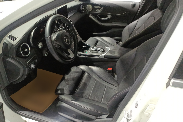 奔驰C级 2015款 C 200 L 运动型局部细节19