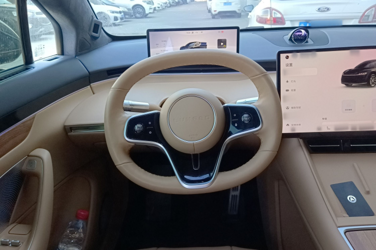 鸿蒙智行 智界R7 2024款 纯电 667km Pro局部细节13