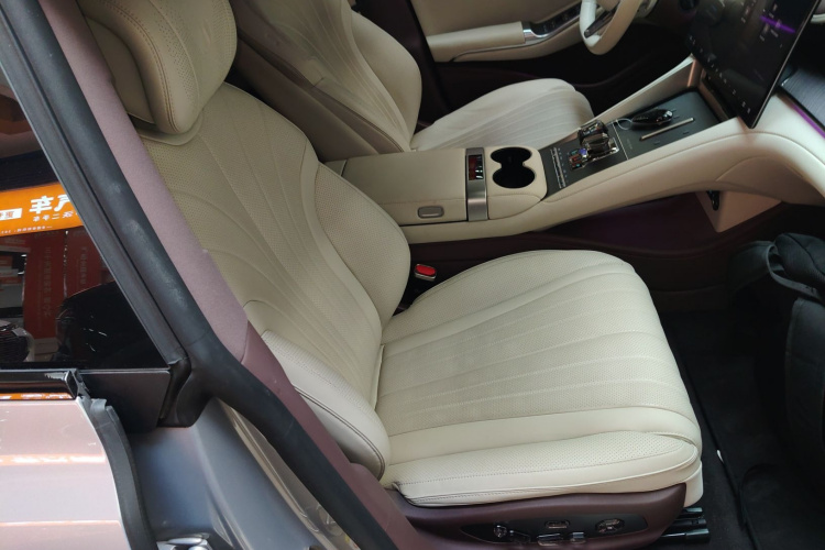 腾势Z9GT 2024款 630四驱Pro版局部细节41