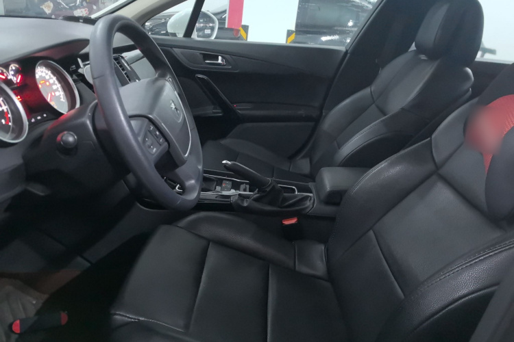 标致508 2013款 2.0L 两周年纪念 自动天窗经典版中控内饰19