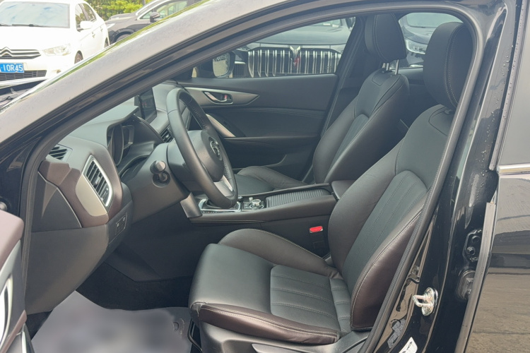 马自达CX-4 2016款 2.0L 自动两驱蓝天品位版局部细节19