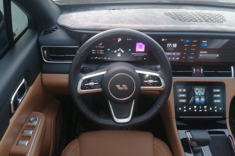 理想汽车 理想ONE 2021款 增程6座版中控内饰13