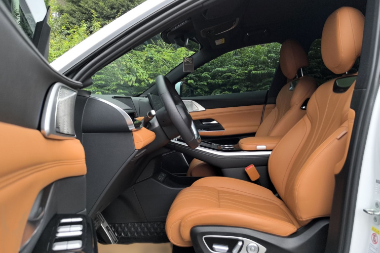 小鹏G9 2022款 702 Pro中控内饰7001