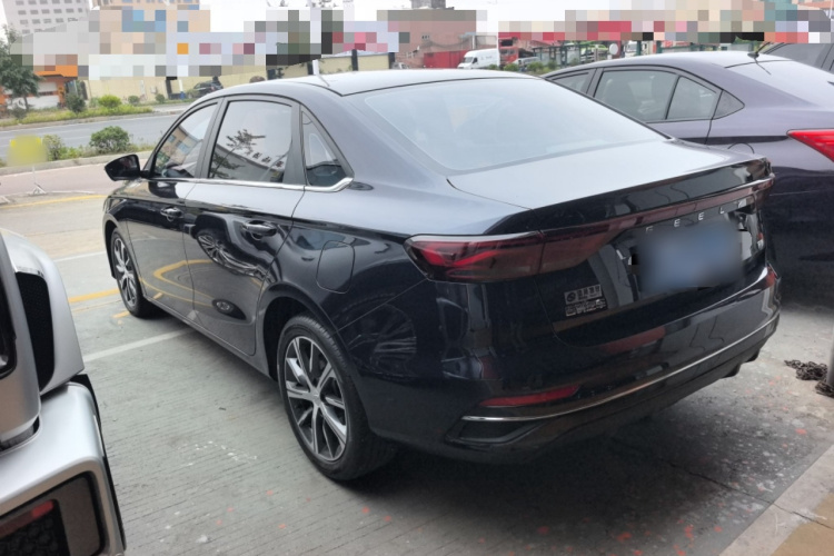 吉利汽车 帝豪 2022款 第4代 1.5L CVT尊贵型车身外观4