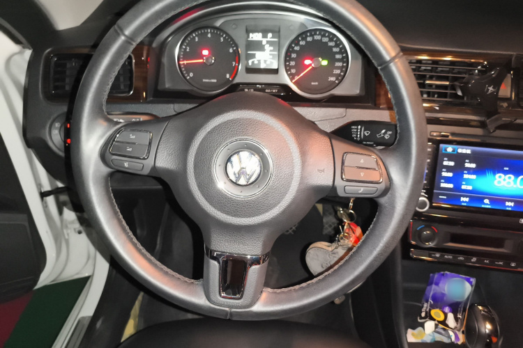 大众 桑塔纳 2013款 1.6L 自动豪华版局部细节13