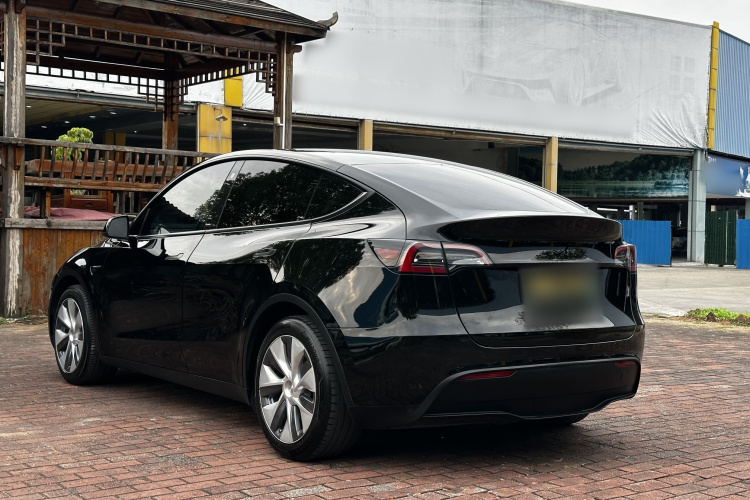 特斯拉 Model Y 2022款 后轮驱动版车身外观6005