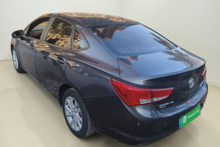 别克 威朗 2018款 三厢 15S 自动领先型车身外观5