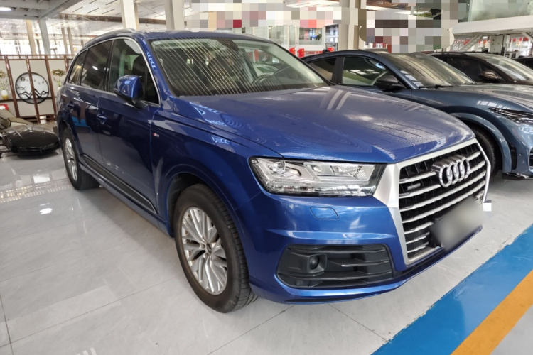 奥迪Q7 2016款 40 TFSI S line运动型车身外观6001