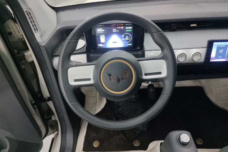 五菱汽车 宏光MINIEV 2022款 GAMEBOY 200km 玩乐款 磷酸铁锂中控内饰13