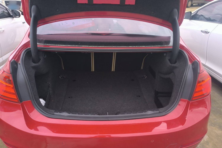 宝马3系 2015款 320Li 超悦版时尚型局部细节23