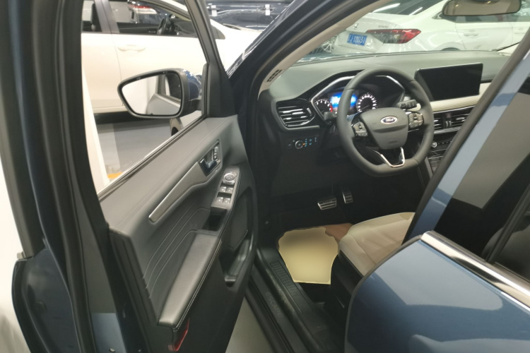 福特 锐际 2024款 EcoBoost 245 两驱耀享款中控内饰20