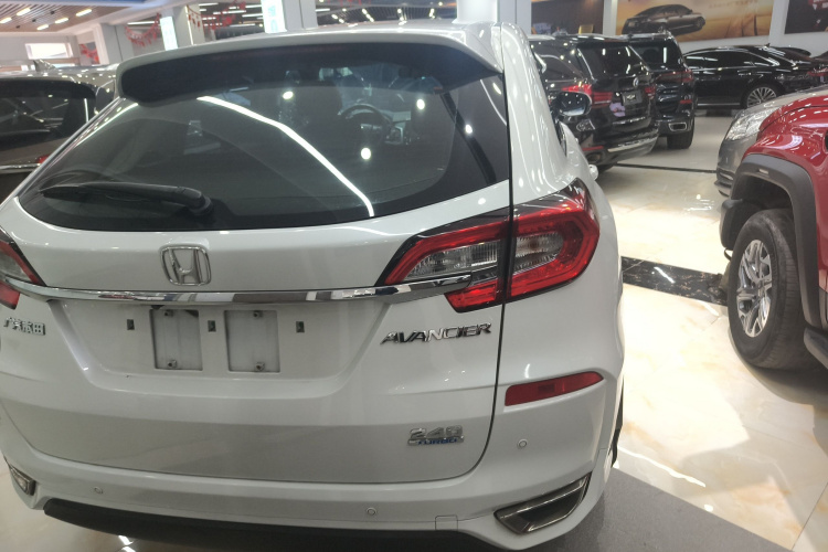 本田 冠道 2017款 240TURBO 两驱精英版车身外观6