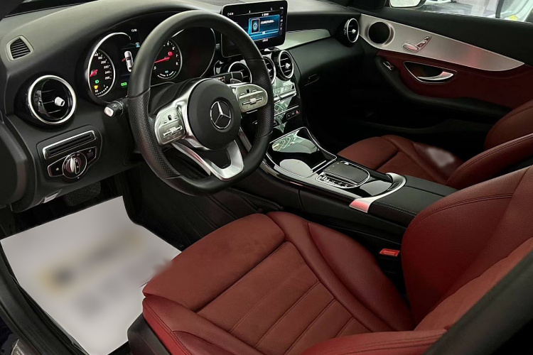 奔驰C级 2019款 C 260 运动版中控内饰7003