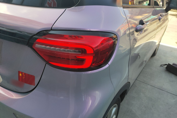 零跑汽车 零跑T03 2022款 皓玉版车身外观9