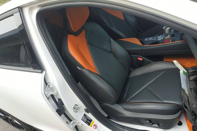 长安UNI-V 2022款 1.5T 尊贵型局部细节41