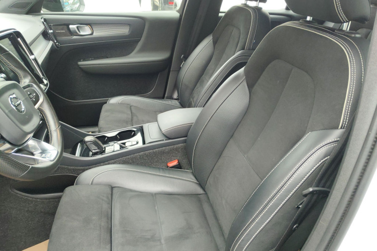 沃尔沃XC40 2020款 T4 四驱智雅运动版局部细节19