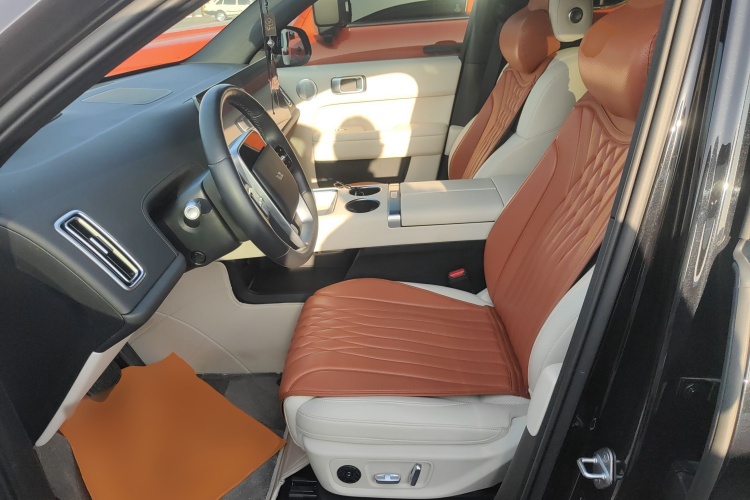 理想汽车 理想L6 2024款 Pro中控内饰19