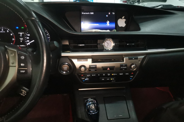 雷克萨斯ES 2014款 250 精英版局部细节16