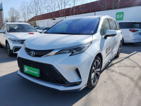 丰田 格瑞维亚 2022款 2.5L混动 旗舰版