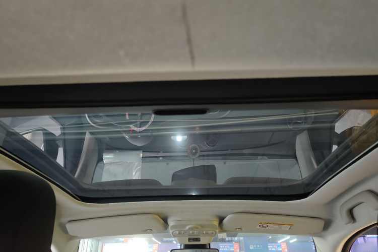 smart fortwo 2019款 0.9T 66千瓦硬顶风擎版 国VI局部细节22