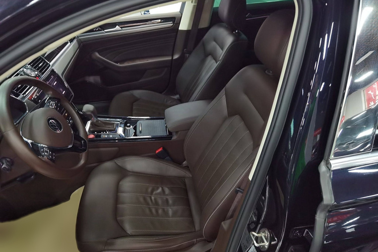 大众 辉昂 2021款 380TSI 豪华版局部细节19