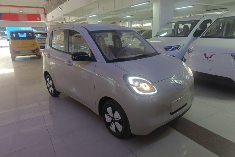 五菱汽车 宏光MINIEV 2025款 四门版 进阶款车身外观3