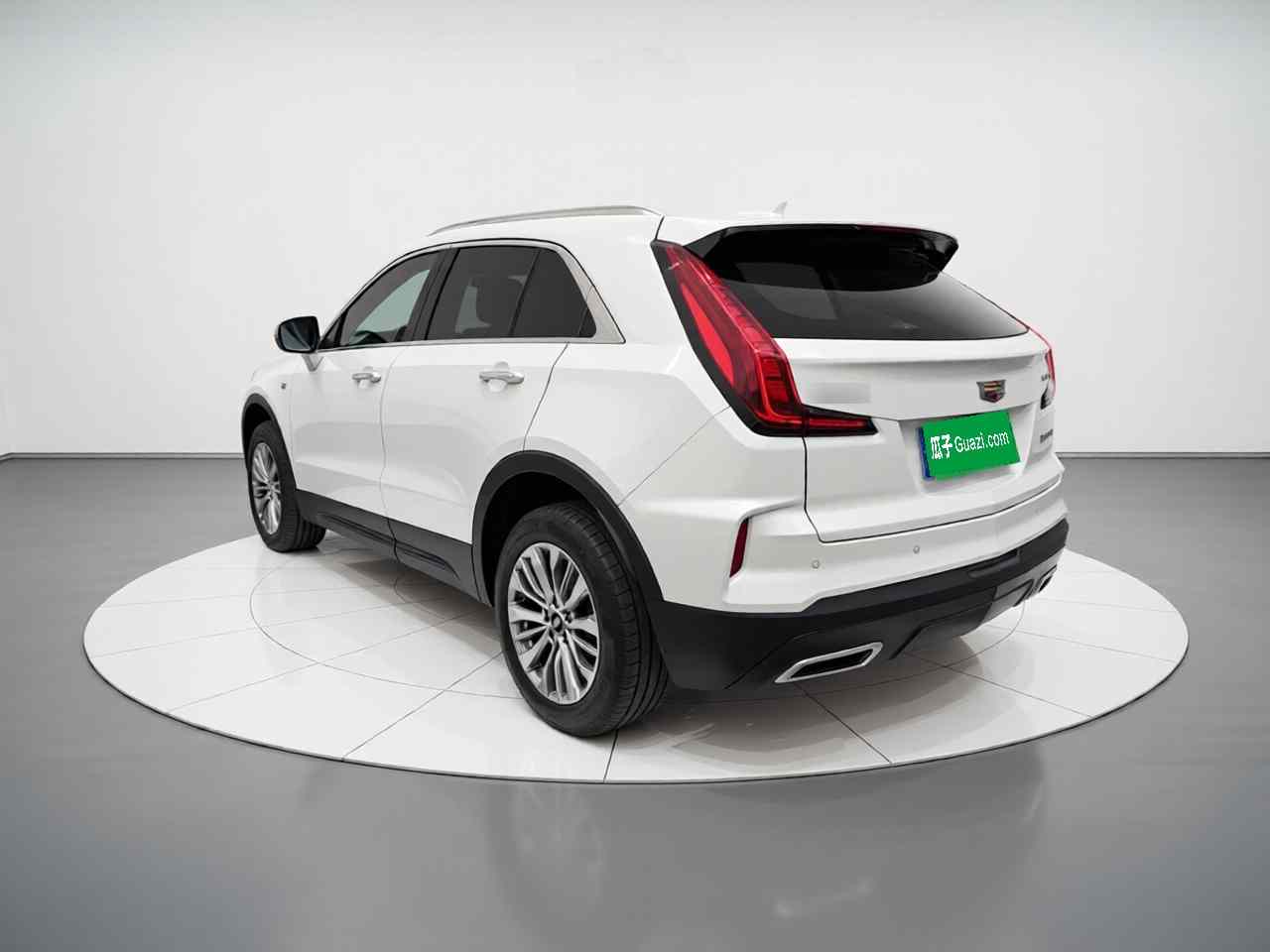 凯迪拉克XT4 2024款 改款 28T 两驱豪华型(3)