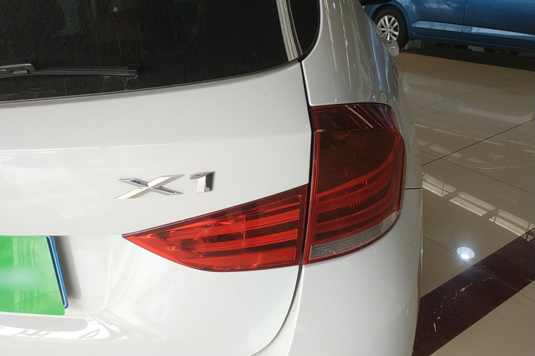 宝马X1 2013款 sDrive18i 时尚型车身外观6006