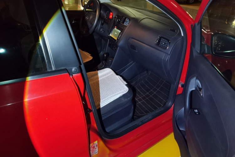 大众 Polo 2013款 1.4L 自动舒适版局部细节9005