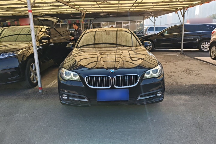 宝马5系 2014款 525Li 领先型车身外观2