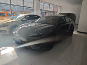 长安UNI-V 2025款 第三代 2.0T 劲擎型