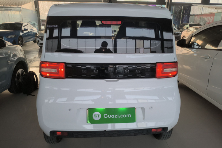 五菱汽车 宏光MINIEV 2020款 悦享款 磷酸铁锂车身外观6