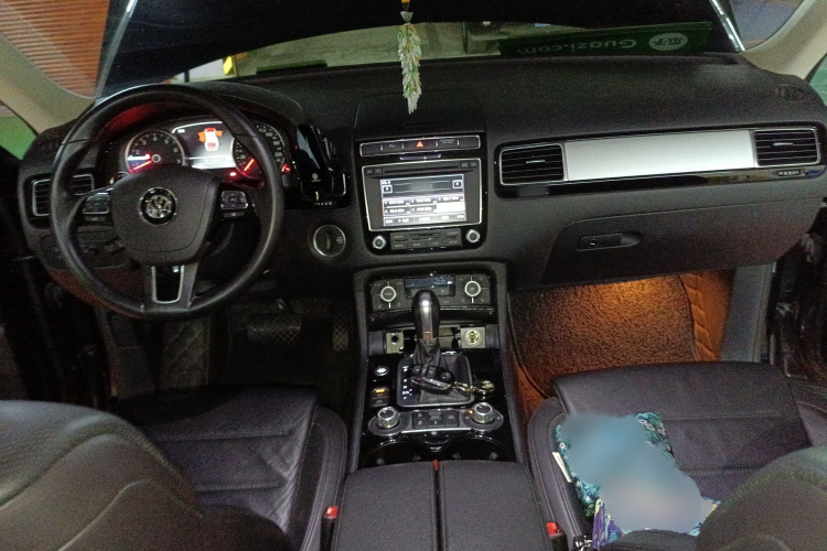 大众 途锐 2017款 3.0TSI 拓野型中控内饰7002