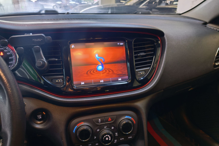 菲亚特 致悦 2014款 1.4T 自动运动版局部细节16