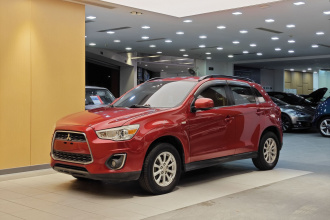 三菱 劲炫ASX 2013款 2.0L CVT两驱豪华版