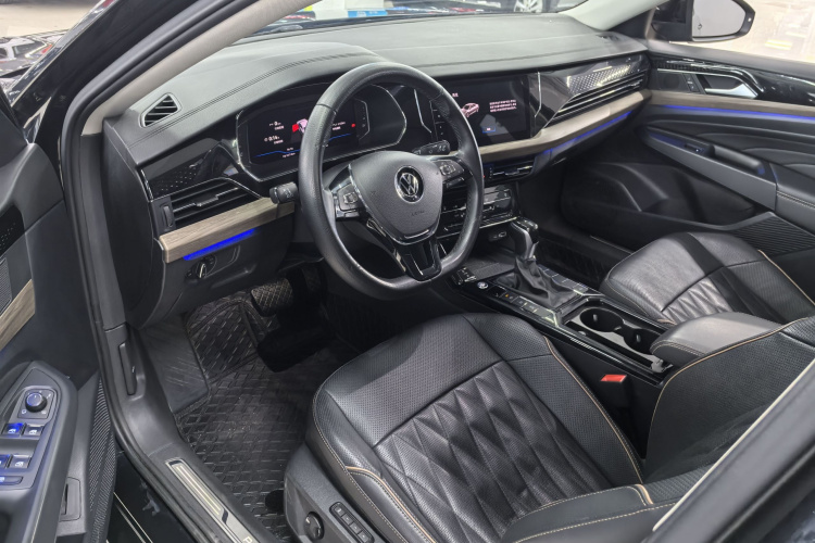 大众 帕萨特 2020款 改款 380TSI 豪华版 国VI中控内饰7003