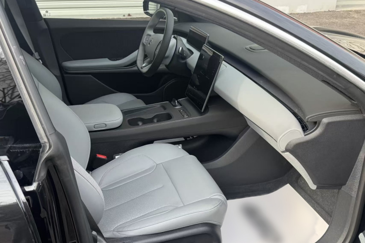 蔚来ET5T 2023款 75kWh Touring中控内饰7009