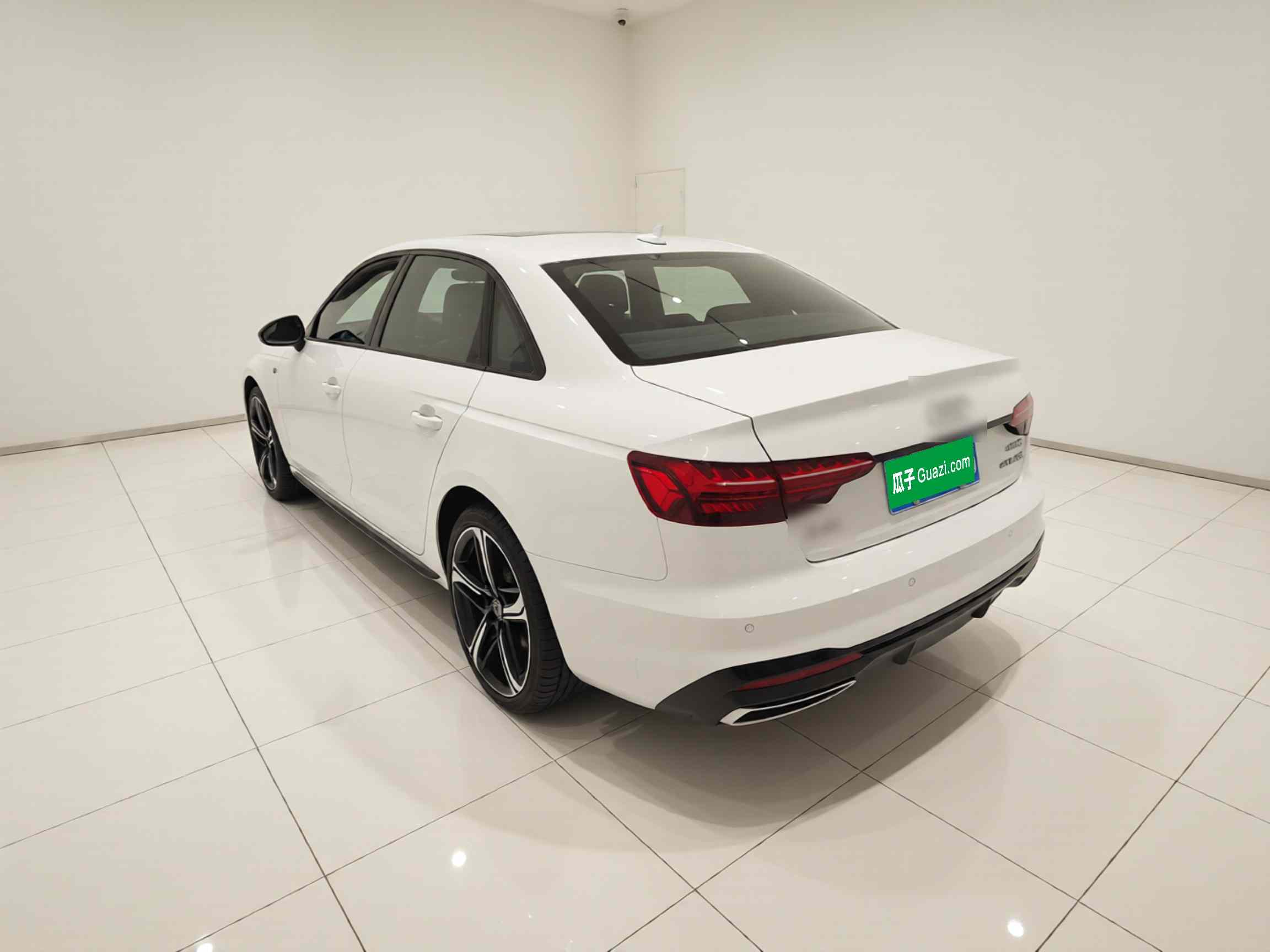 奥迪A4L 2024款 40 TFSI 豪华动感型(3)